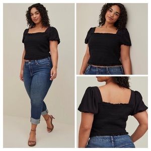NWOT Torrid challis smocked puff short sleeve crop top Y2K 90s square neck black